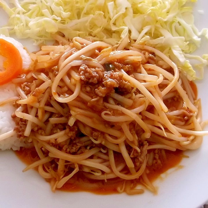 節約 ダイエットにもやしと挽き肉のチリソース炒め レシピ 作り方 By みや7078 楽天レシピ 節約 ダイエットにもやしと挽き肉のチリソース炒め レシピ 作り方 By みや7078 楽天レシピ